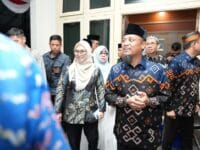 Gubernur Sulsel, Andi Sudirman Sulaiman bersama Bupati Gowa, Husniah Talenrang saat Menghadiri Pembukaan STQH XXIII di Luwu Utara.