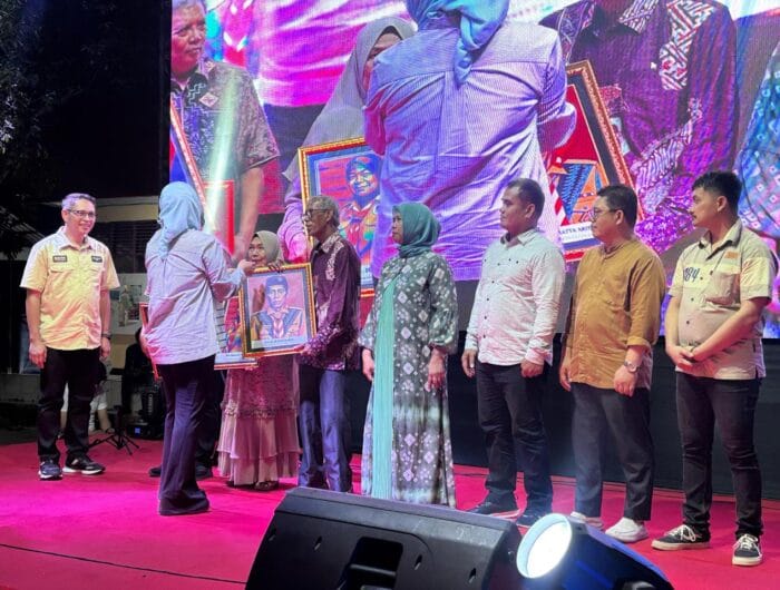 Keluarga Besar Kharisma Cocos Nucivera (KCN) menggelar perayaan Milad ke-31 sekaligus Halal Bihalal dengan tema "Merawat Setiap Generasi, Merayakan Kebersamaan 31 Tahun KCN Mengabdi" pada Sabtu (26 April 2026) di SMA Negeri 12 Makassar.