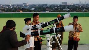 Kementerian agama akan menggelar sidang isbat untuk menentukan jadwal idul adha , sidang isbat digelar 27 mei