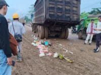 Pejuang Sayur Itu Telah Pergi: Kisah Haru Seorang Pahlawan Keluarga yang Gugur di Jalan Raya