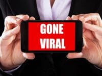 Ilustrasi sebuah video bugil mahasiswa makassar yang disebarkan oleh mantan kekasihnya.