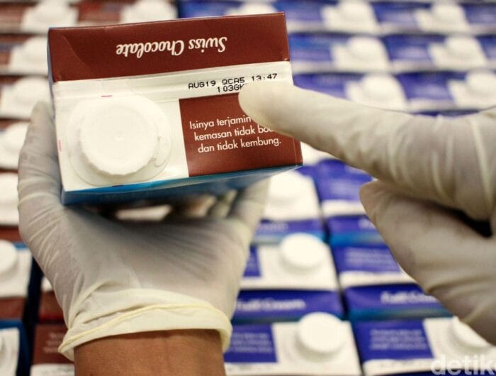 Bahan makanan nyaris kedaluarsa