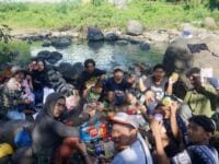Sejumlah aktivis Bulukumba membeberkan brand yang paling banyak menyumbang sampah plastik di tiga sungai di Bulukumba.