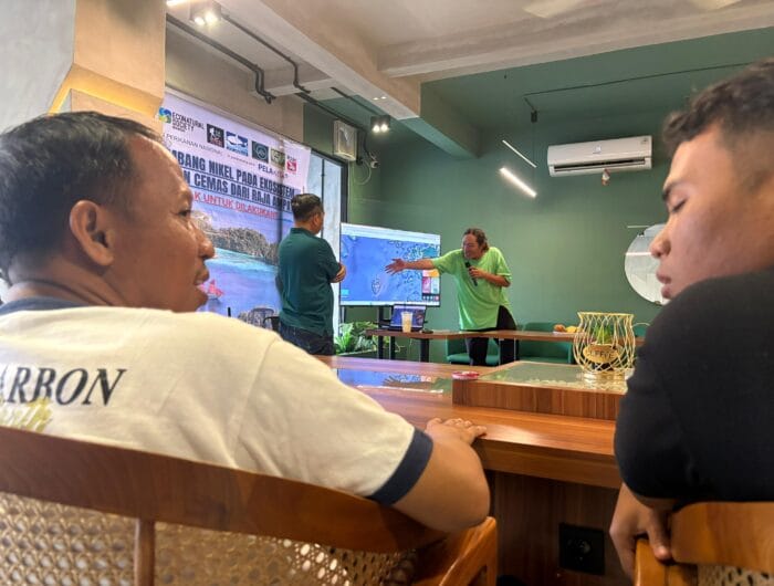 Diskusi Publik Soroti Dampak Tambang Nikel di Raja Ampat: Seruan Mendesak untuk Perlindungan Ekosistem Laut