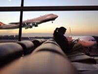 Ilustrasi: pesawat terbang