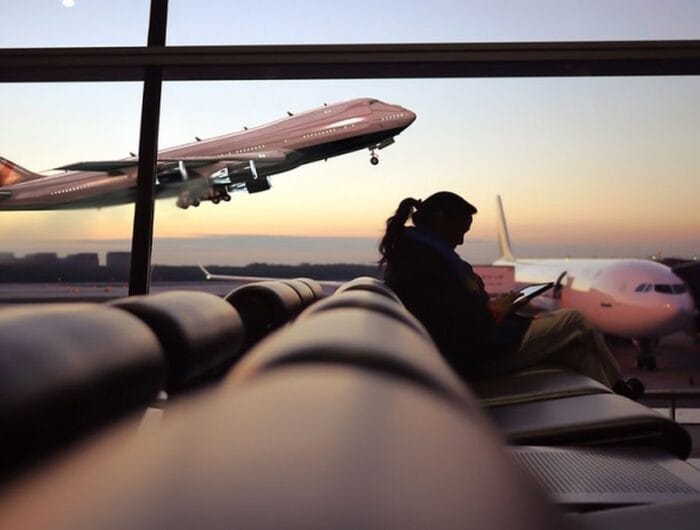 Ilustrasi: pesawat terbang