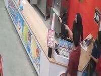 Jukir sok jagoan