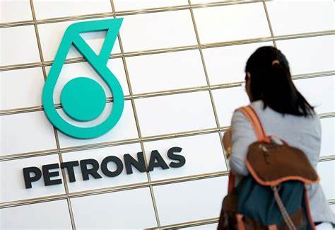 Petronas Malaysia bakal mem PHK 10 persen karyawannya.
