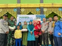 SDIT Al Qalam Gowa berbagi sedekah subuh.