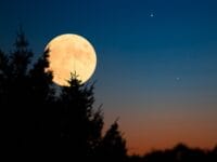 Sturgeon Moon menjadi salah satu fenomena astronomi yang akan muncul di Agustus ini.