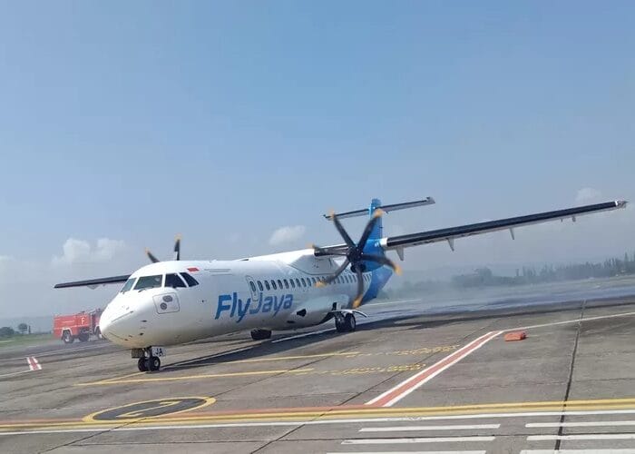 Pesawat Flyjaya memulai penerbangan perdananya di Indonesia.