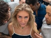 ARTIS DOKUMENTER. Bonnie Blue, nama panggung dari Tia Billinger, seorang pembuat konten dewasa berusia 26 tahun yang sebelumnya dilarang tampil di platform OnlyFans.