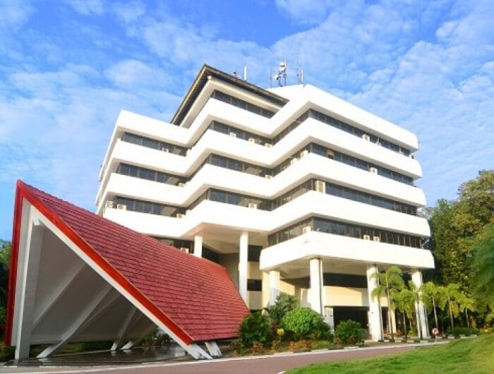 Gedung rektorat Unhas