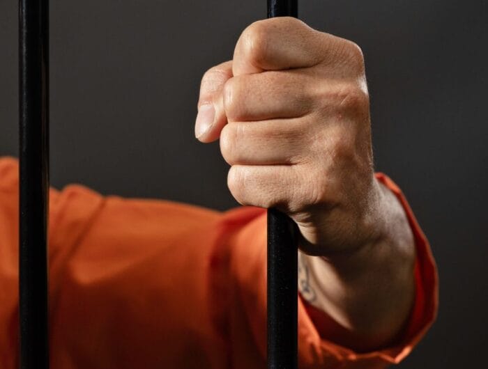 Ilustrasi tahanan kabur