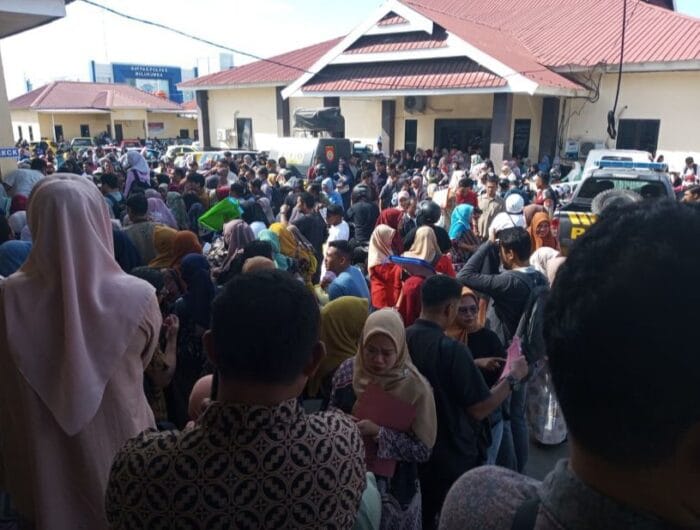 PADAT. Aktivitas pelayanan SKCK yang padat di Polres Bulukumba.