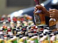 Ilustrasi: minuman ilegal