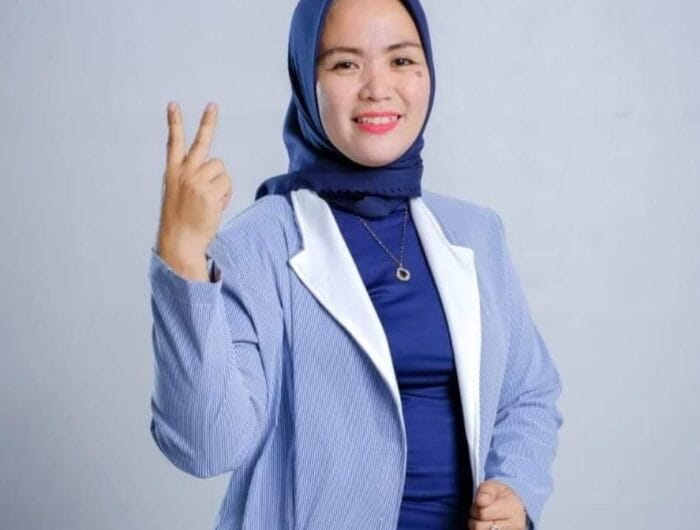 Kepala Desa Padangkalua, Kecamatan Bua, Kabupaten Luwu, Umi