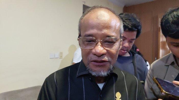 Ketua Harian Golkar Sulsel, Kadir Halid.