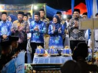 Bupati Gowa, Sitti Husniah Talenrang saat membuka MTQ ke-46 di di Lapangan Bulutana, Kecamatan Tinggimoncong, Jumat (10/10) malam
