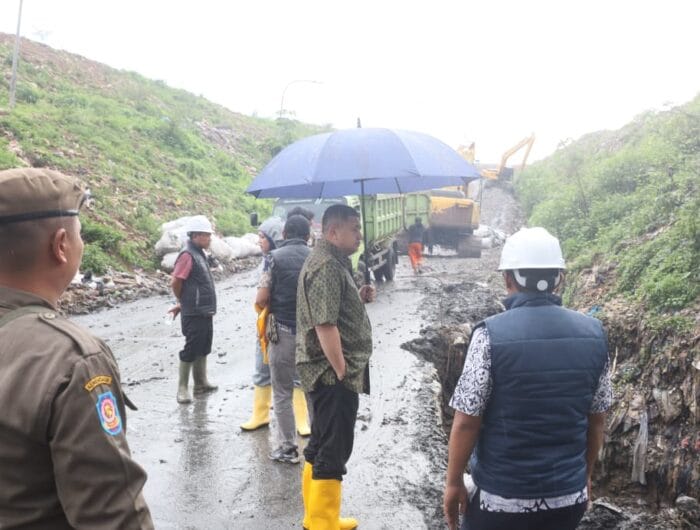 Komitmen Tak Surut di Tengah Hujan, Appi Tinjau TPA Antang dan Infrastruktur Manggala