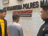 KURIR. Polisi mengamankan HR yang menjadi kurir narkoba. Dia mendapat upah Rp20 juta sekali kirim paket.