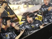 SELAMAT BERJUANG. Atlet esports Free Fire Indonesia, M. Haidir Ali (tengah) saat memperkuat tim RRQ Kazu pada ajang Free Fire World Series 2025 di Indonesia Arena, Jakarta. Pria dengan name in game 18 deer ini akan berlaga memperebutkan medali emas di cabor Free Fire Sea Games 2025.