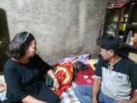 DEMI RASKIN. Kondisi seorang wanita Lansia bernama Wahbah di Makassar.