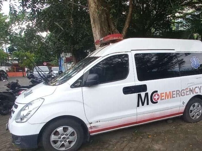 LELANG. Salah satu kendaraan dinas di antara 38 kendaraan dinas yang dilelang. Kendaraan yang dilelang ini adalah kendaraan dinas milik Pemkot Makassar.