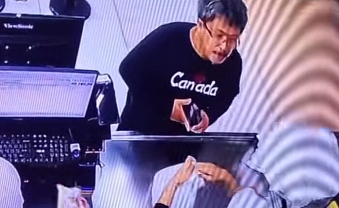 DIPOLISIKAN. Oknum dosen UIM berinisial AS yang kini harus berhadapan dengan polisi usai meludahi karyawan swalayan.