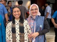 DUKUNGAN. Ketua Umum Tidar, Rahayu Saraswati Djojohadikusumo saat bersama kandidat Ketua KNPI Sulselm Vonny Ameliani.