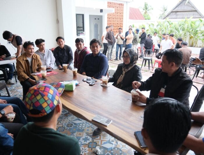 SILATURAHMI. Bupati Gowa, Sitti Husniah Talenrang saat silaturahmi bersama SSI Jeneponto, Jumat, 5 Desember 2025.