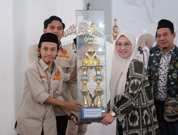 PEMBANGUNAN. Bupati Gowa, Sitti Husniah Talenrang, menghadiri Resepsi Milad Muhammadiyah Ke-113 Tingkat Kabupaten Gowa di Masjid Agung Syekh Yusuf, Minggu (28/12).