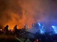 Kebakaran hebat terjadi di Toraja Utara, tiga Tongkonan dan satu rumah ludes.