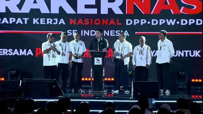 SOLID. Rakernas PSI di Makassaar