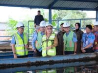 LAYANAN. Bupati Gowa, Sitti Husniah Talenrang melakukan peninjauan IPA, Senin, 12 Januari 2026.