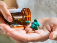 Ilustrasi: obat herbal