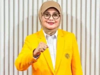 Plt Rektor UNM, Prof Farida