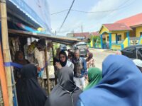 Bupati Gowa yang juga ketua PAN Sulsel, Sitti Husniah Talenrang saat meresmikan Toko Harapan di Kabupaten Pinrang.