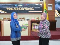 HAM. Bupati Gowa, Sitti Husniah Talenrang saat menghadiri peningkatan Kapasitas HAM bagi masyarakat Kabupaten Gowa di Baruga Karaeng Galesong, Kantor Bupati Gowa, Jumat (13/2).