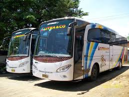 NAIK. Tarif bus Makassar-Palopo dilaporkan naik tajam menjelang lebaran.