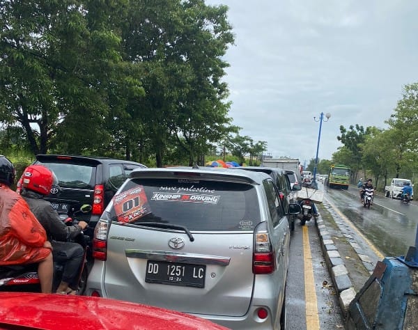 Ilustrasi: Macet di poros Pangkep-Maros
