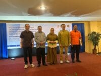 Anggota DPR RI, Azikin Solthan saat menghadiri Upskilling Pelatihan Berbasis Kompetensi yang diselenggarakan Kementerian Pariwisata di Grand Asia Hotel, Makassar, Sabtu (4/4)