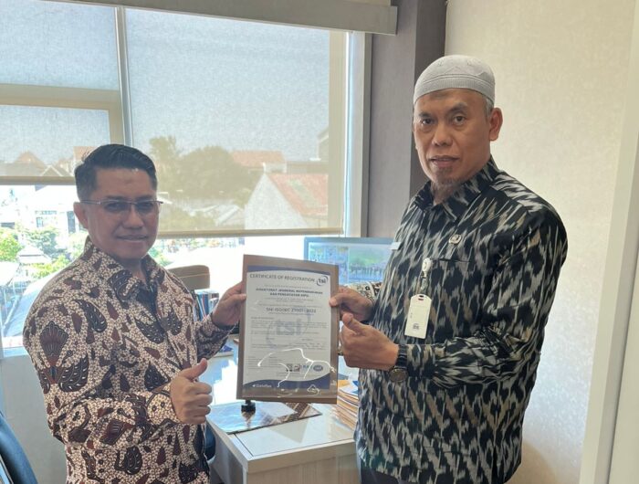 STANDAR INTERNASIONAL. Dinas Capil Gowa meraih sertifikasi ISO/IEC 27001:2013. Sertifikasi ini adalah standar internasional tentang keamanan data.